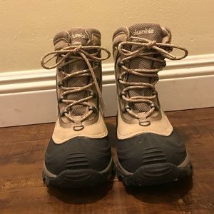 *NEW* Columbia Women’s Bugaboot - Size 6